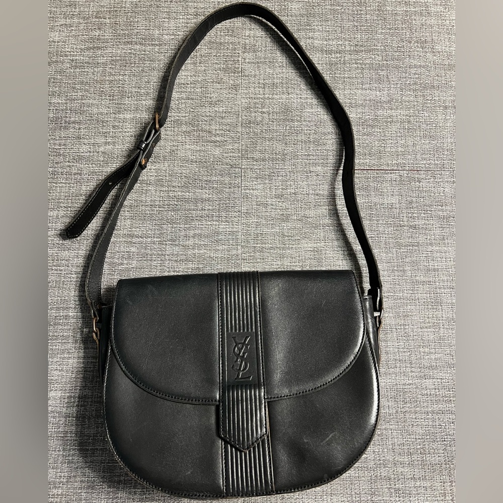 Yves Saint Laurent Black Leather Shoulder Bag, adj.  strap, great vintage cond.